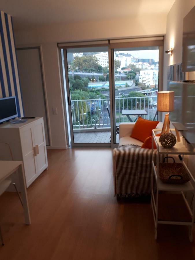 Apartamento Vista Mar E Piscina Funchal  Luaran gambar